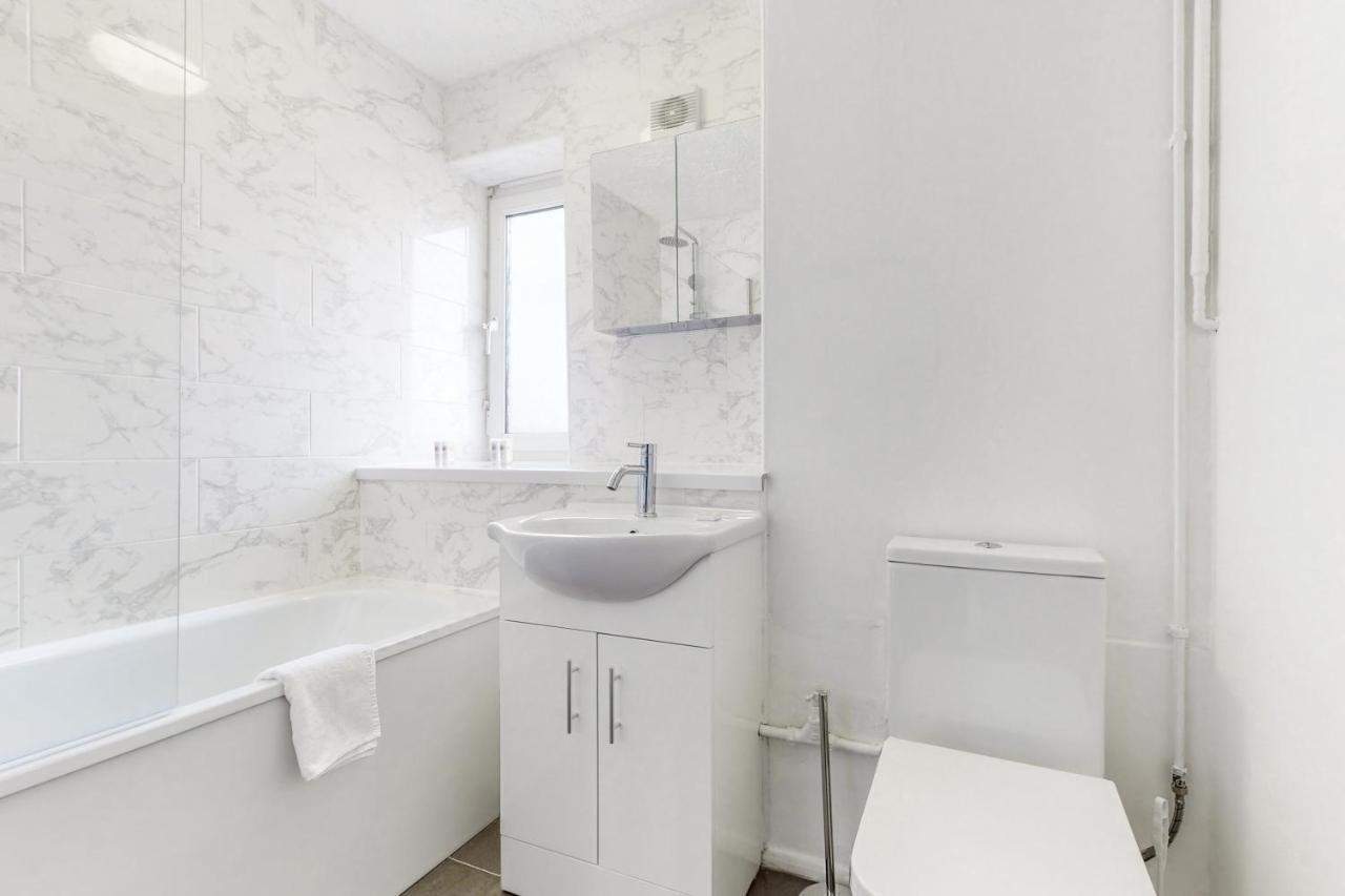 Apartment Near To Tower Bridge With Free Parking & View Of The Shard London Eksteriør bilde